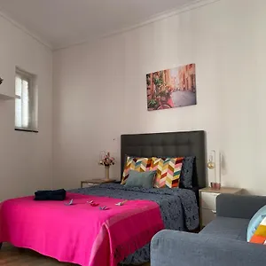 By La Rambla Rooms , Barcellona Spagna